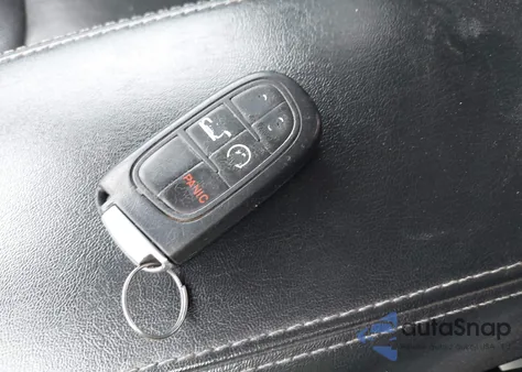 2019 Jeep Cherokee Limited 4X4 z USA, uszkodzony, nr VIN 1C4PJMDN9KD180308